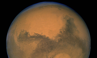Illustration for article titled WATER. ON. MARS.